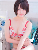 湊つばさ
